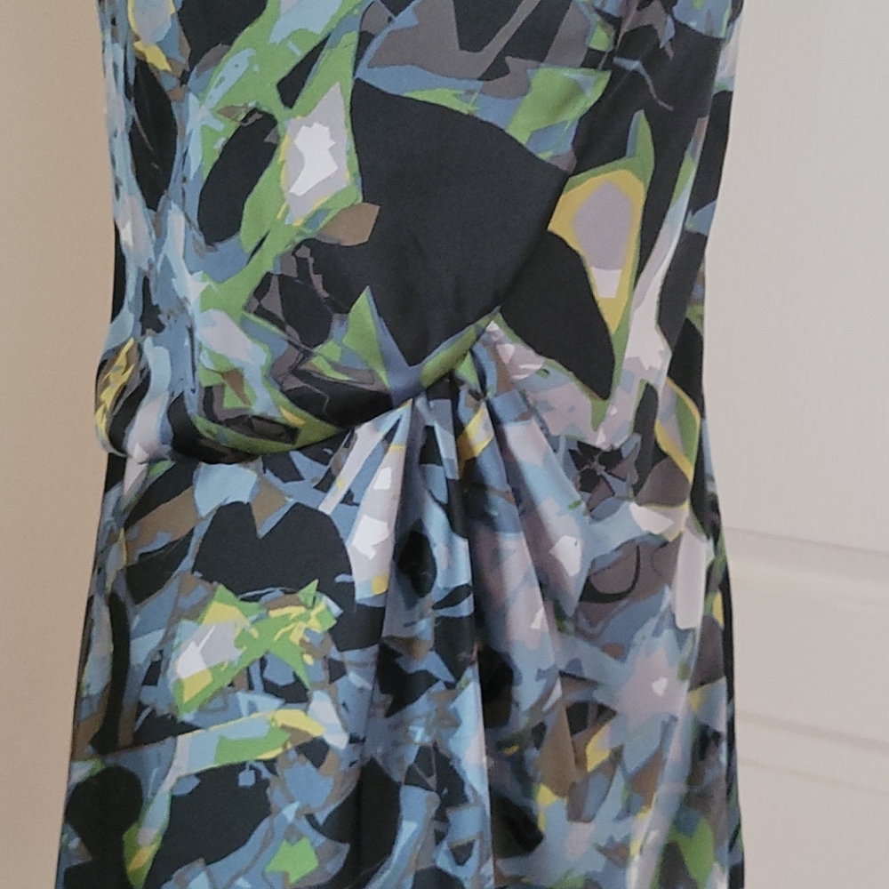Abstract Dress - Picture 3 of 7